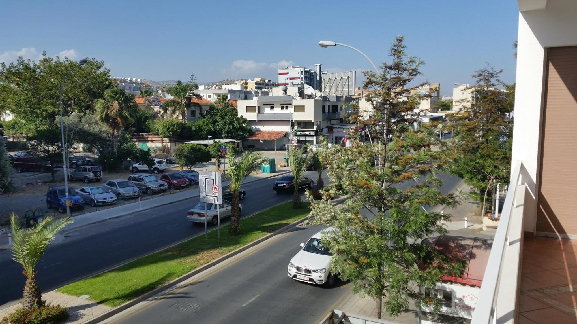 Gulf Palace Apartments Limassol Room photo